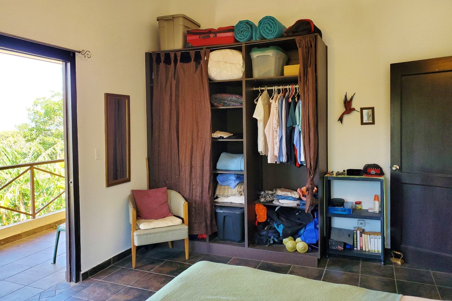 Private - Upstairs - Traditional Country House w/ Coworking - Gallery - 9
