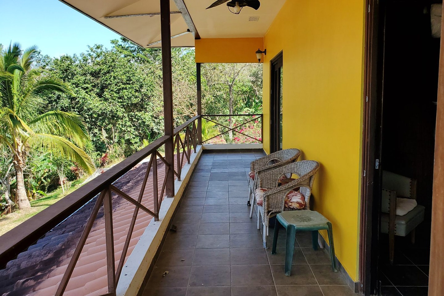 Private - Upstairs - Traditional Country House w/ Coworking - Gallery - 13
