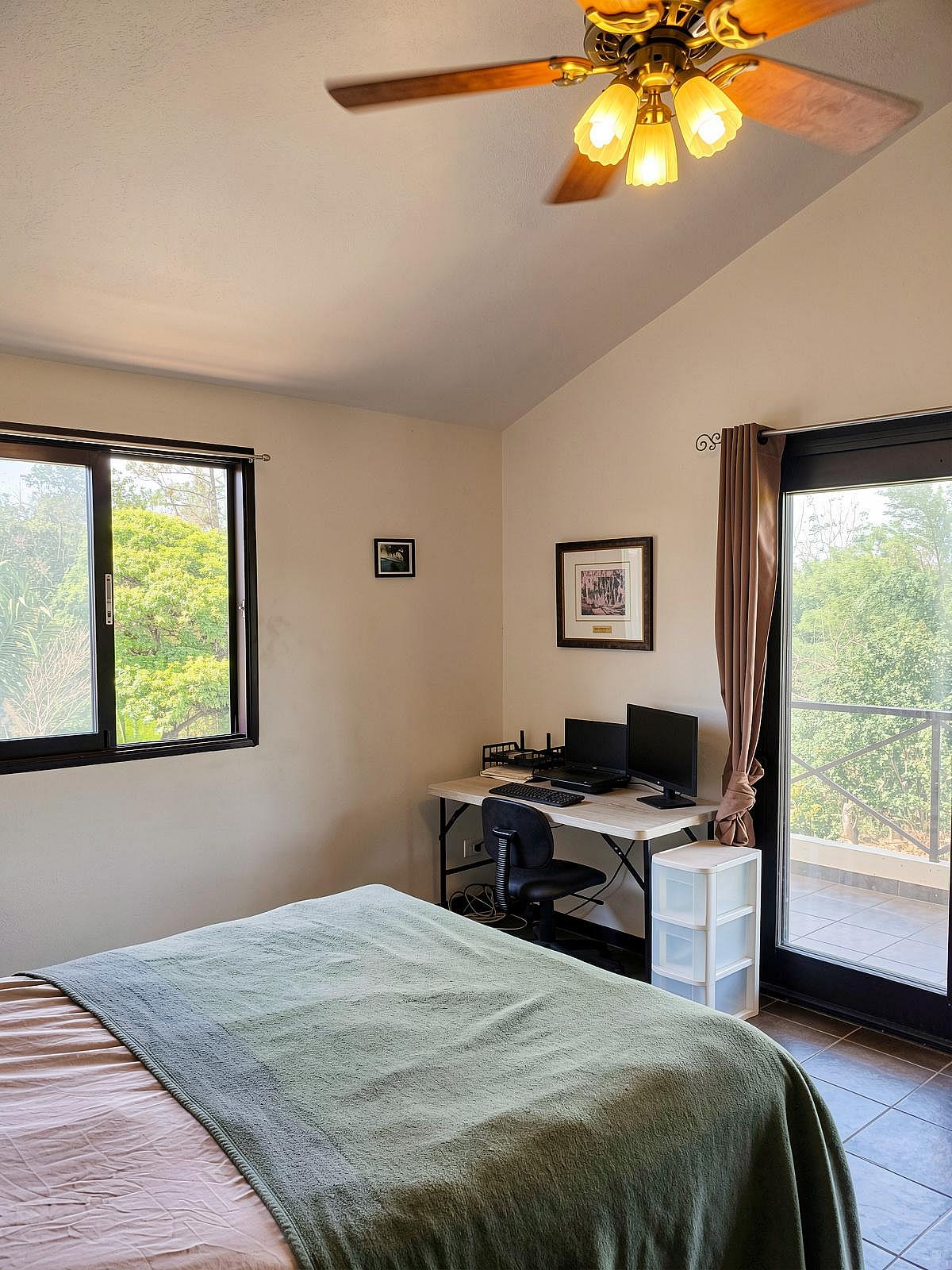 Private - Upstairs - Traditional Country House w/ Coworking - Gallery - 76