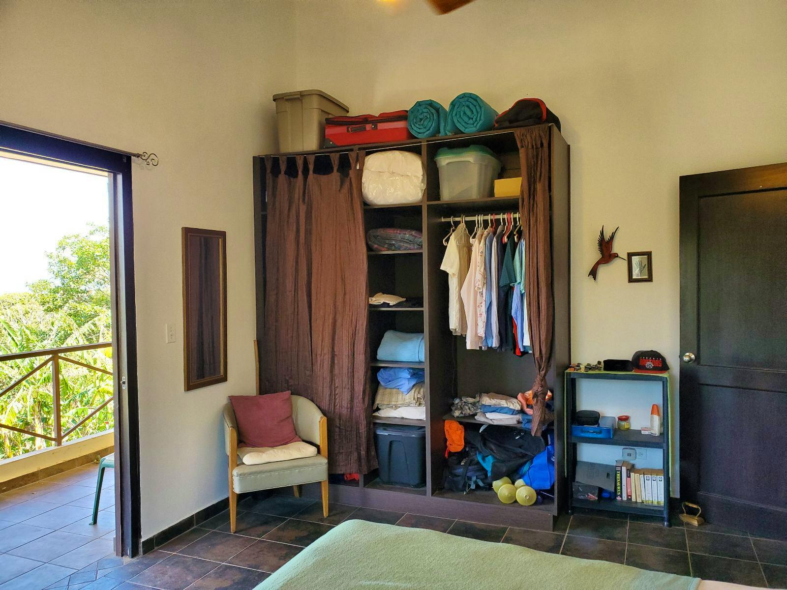 Private - Upstairs - Traditional Country House w/ Coworking - Gallery - 37