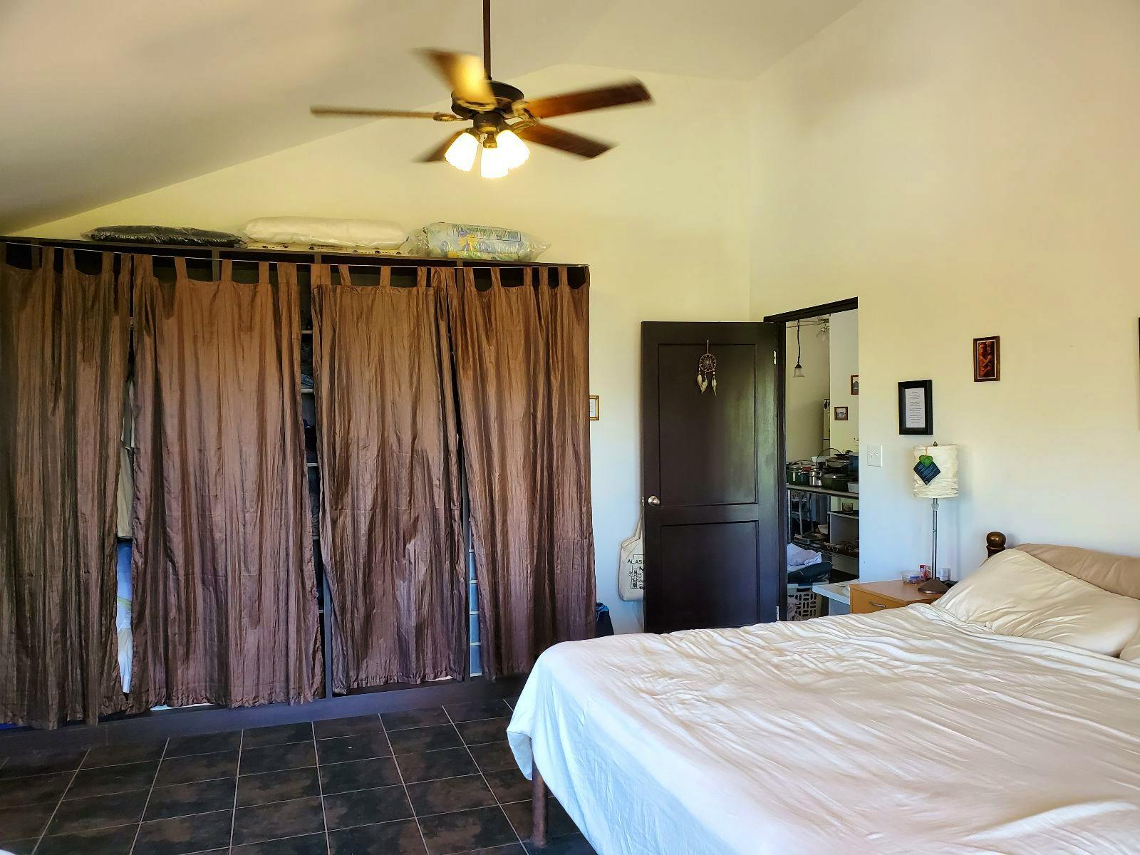Private - Upstairs Master - Traditional Country House w/ Coworking - Gallery - 38