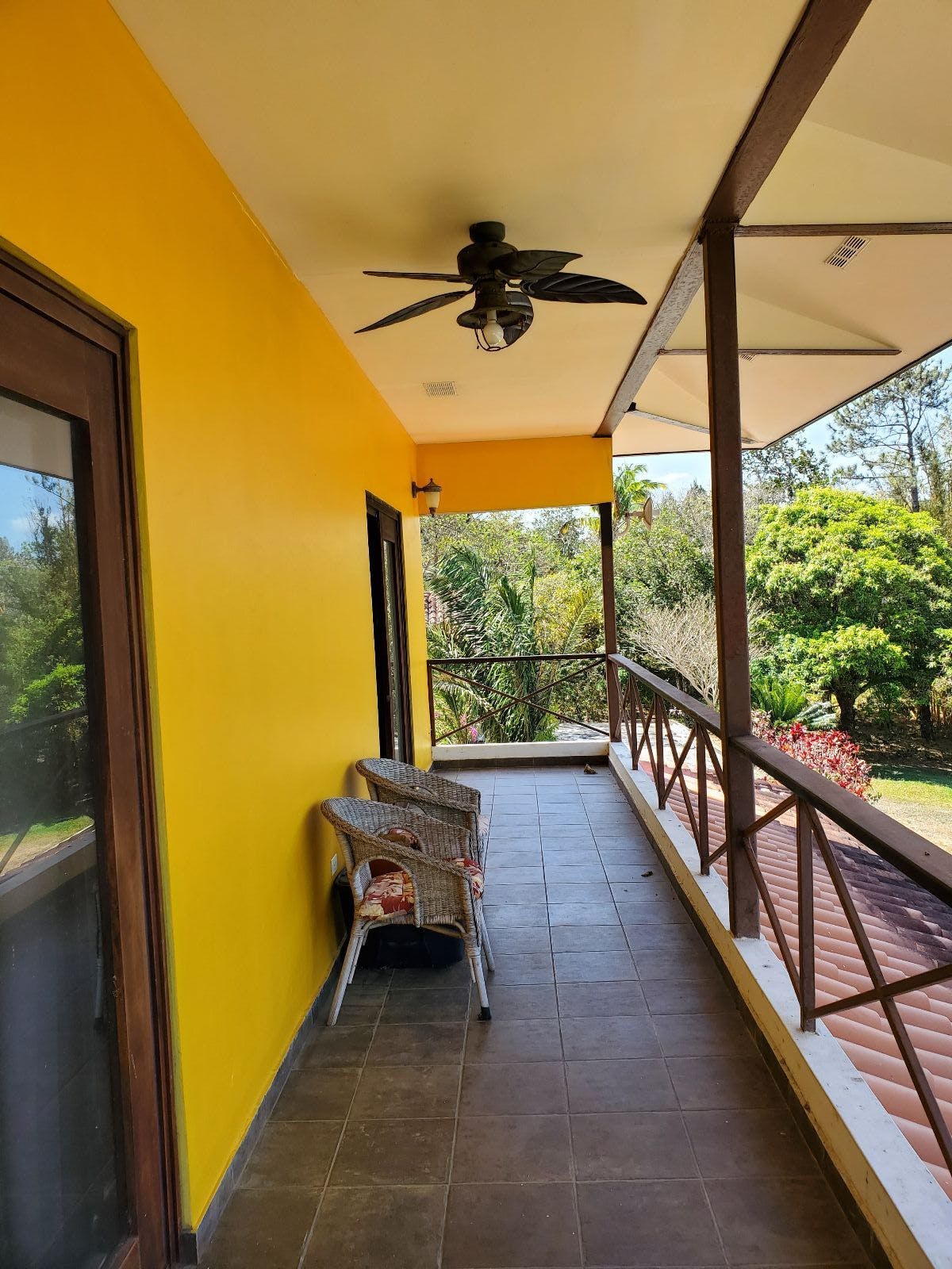 Private - Upstairs Master - Traditional Country House w/ Coworking - Gallery - 25