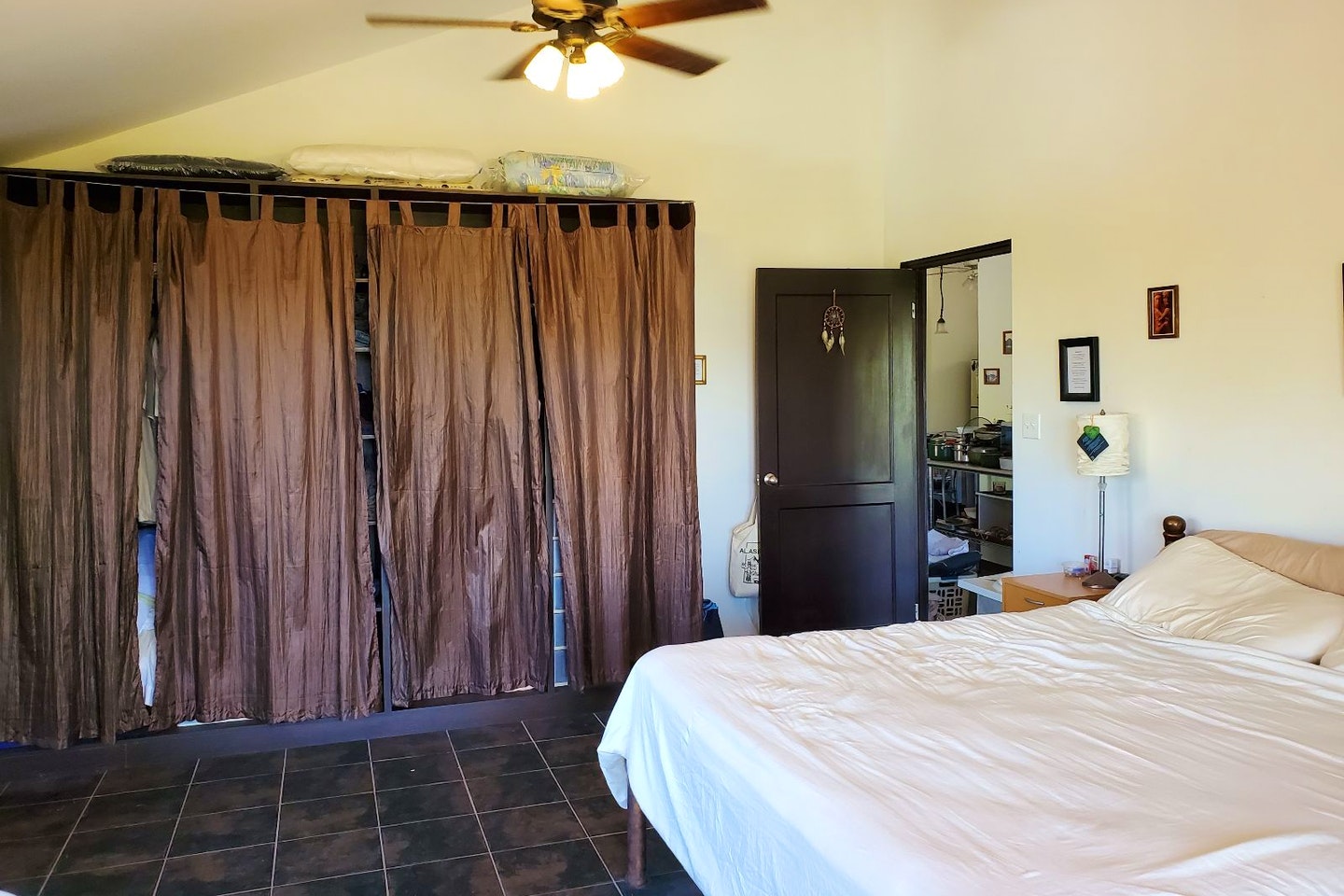 Private - Upstairs Master - Traditional Country House w/ Coworking - Gallery - 10