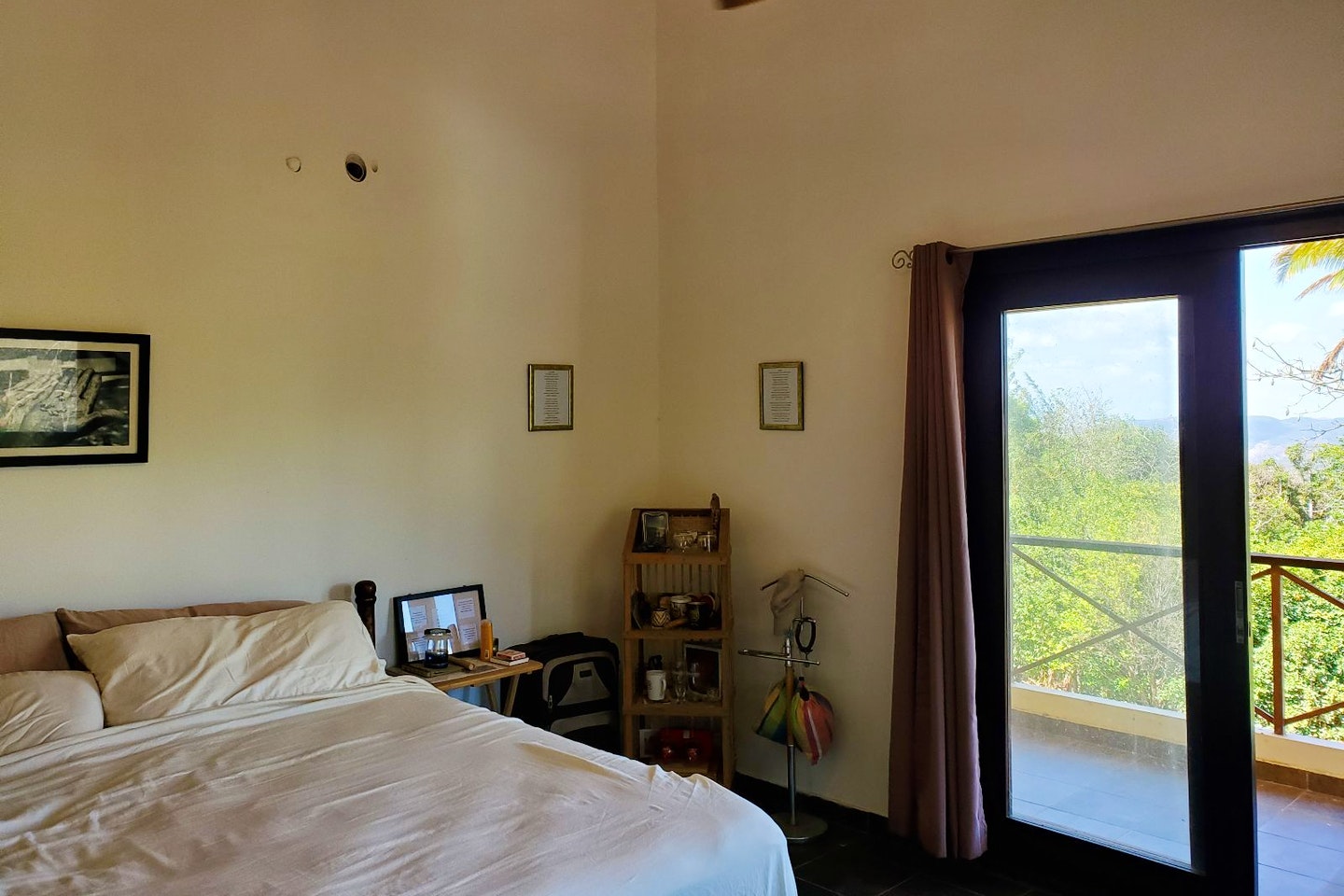 Private - Upstairs Master - Traditional Country House w/ Coworking - Gallery - 5