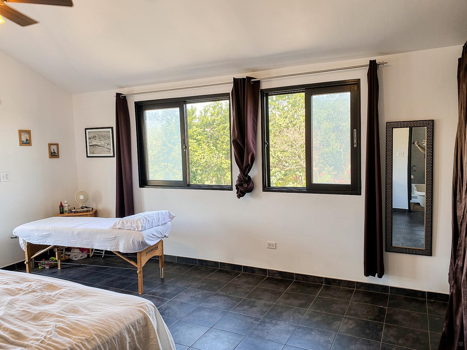 Private - Upstairs Master - Traditional Country House w/ Coworking - Gallery - 72