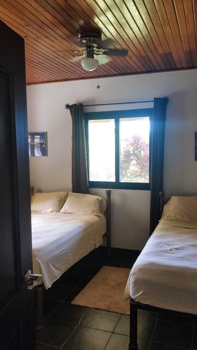 Downstairs - Shared W/ Ensuite - Traditional Country House w/ Coworking - Gallery - 15