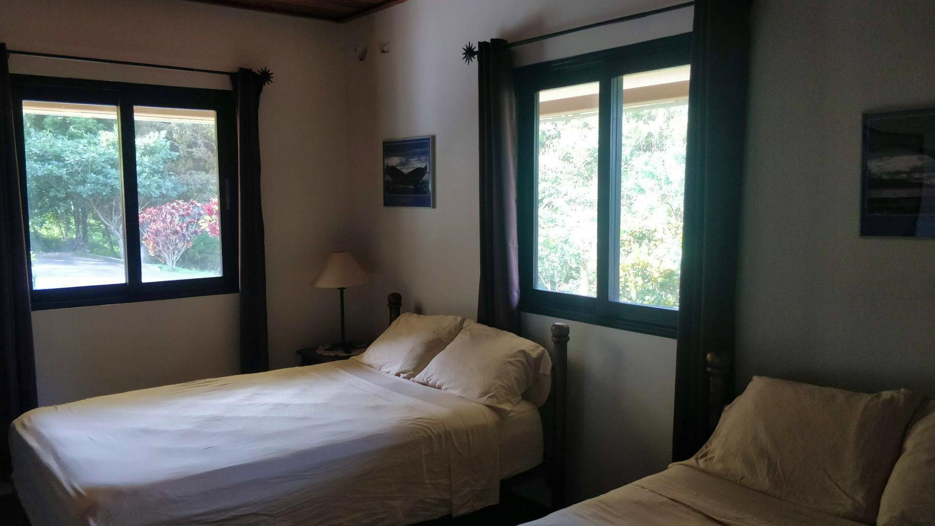 Downstairs - Shared W/ Ensuite - Traditional Country House w/ Coworking - Gallery - 16