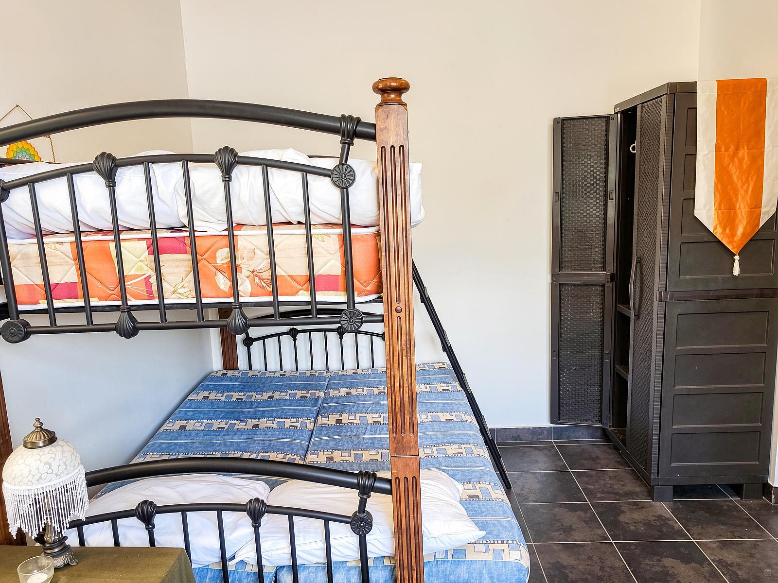 Upstairs - Shared - Traditional Country House w/ Coworking - Gallery - 23