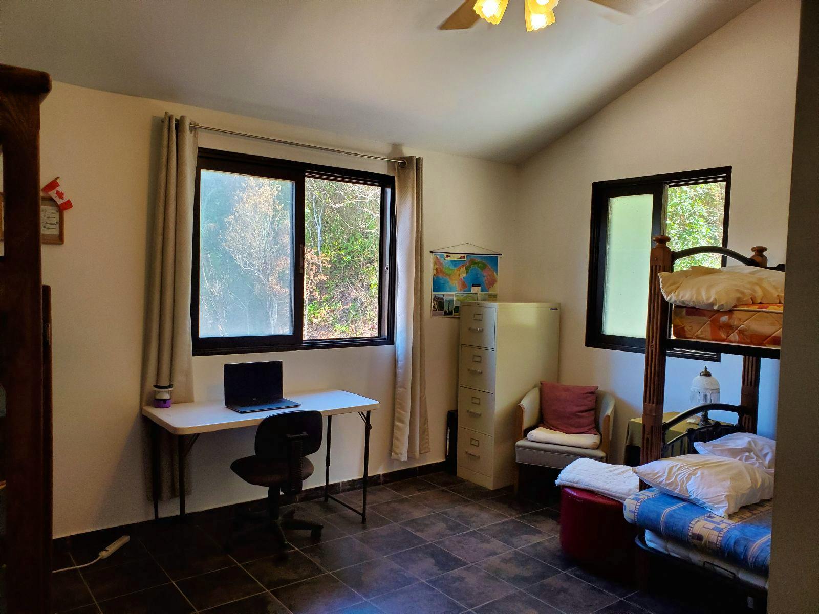 Upstairs - Shared - Traditional Country House w/ Coworking - Gallery - 9