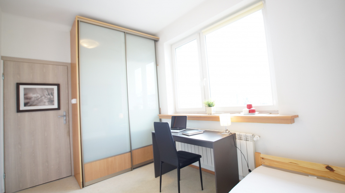 TARNINOWA 1 RADOGOSZCZ ROOM NO.5 - 17
