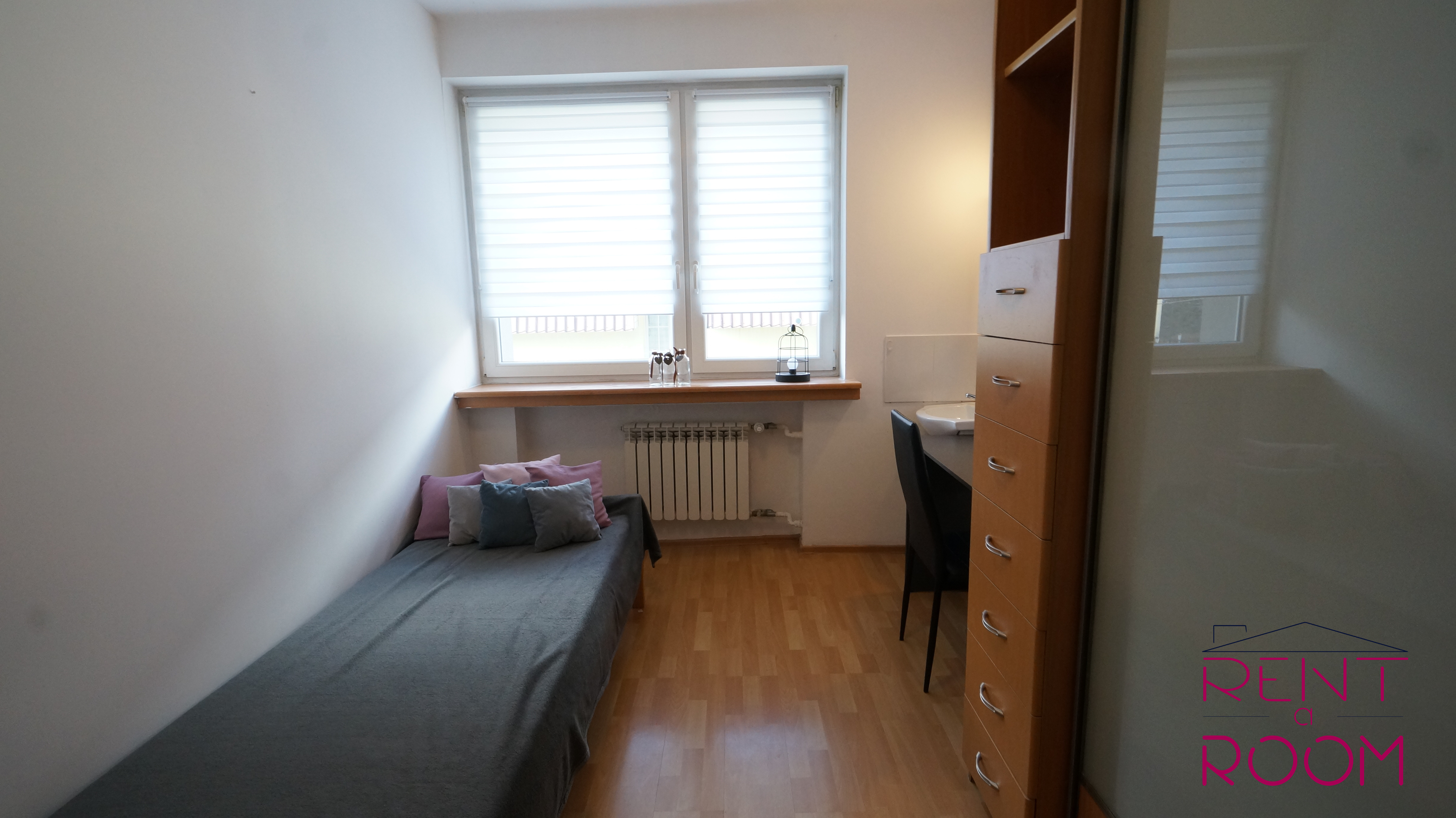 TARNINOWA 1 RADOGOSZCZ ROOM WITH SINK NO.16 - 10