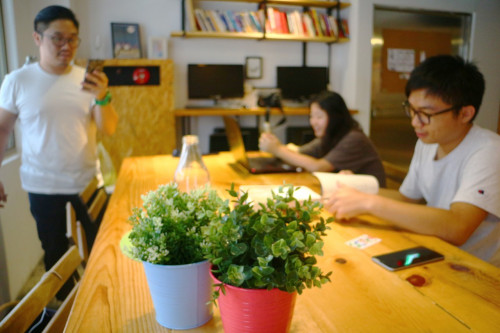 Austere & Minimalist Styled Apt. w/ Workspace