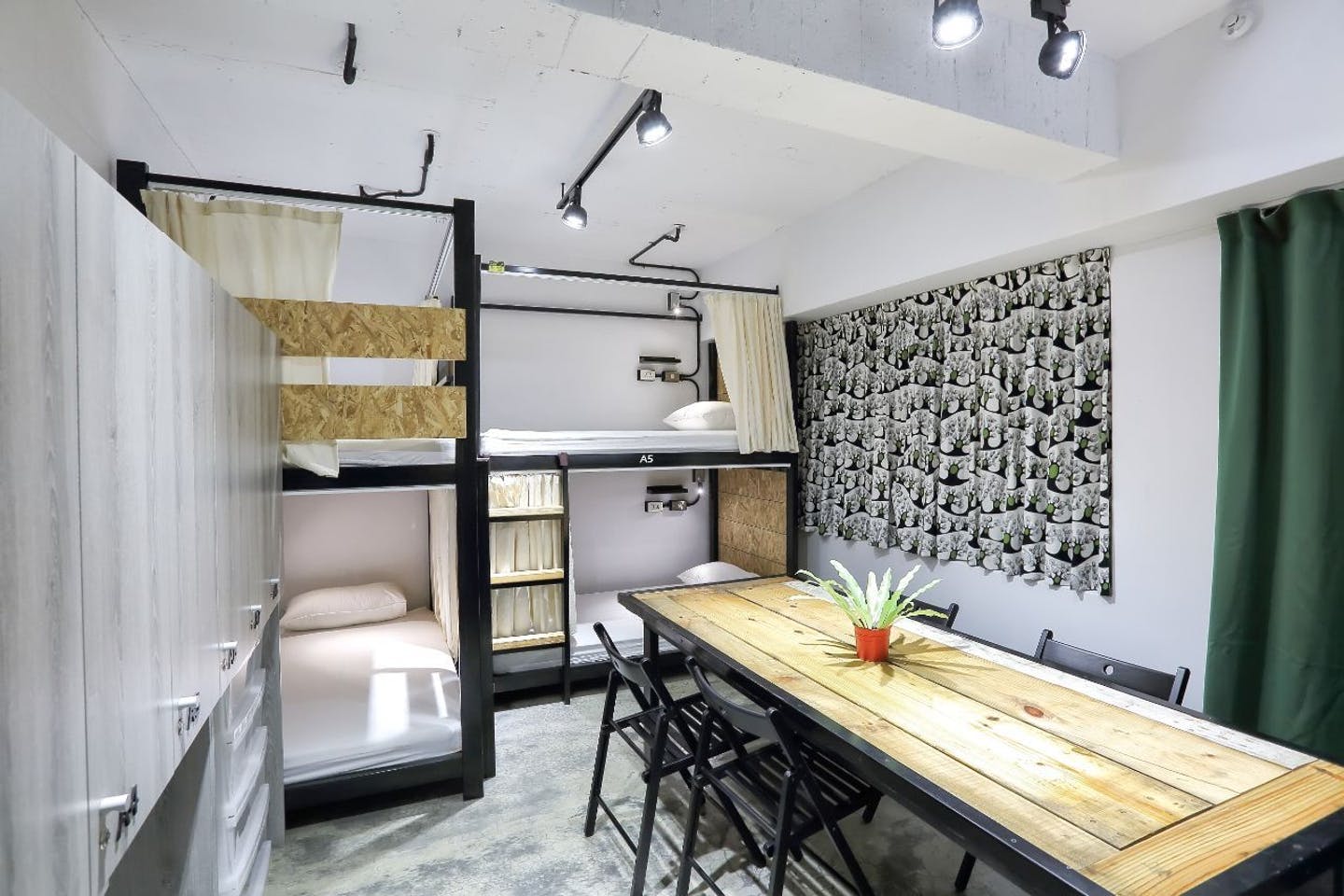  A - Bed In A 4-Bed Male Only Room  -  Austere & Minimalist Styled Apt. w/ Workspace  - Gallery -  12