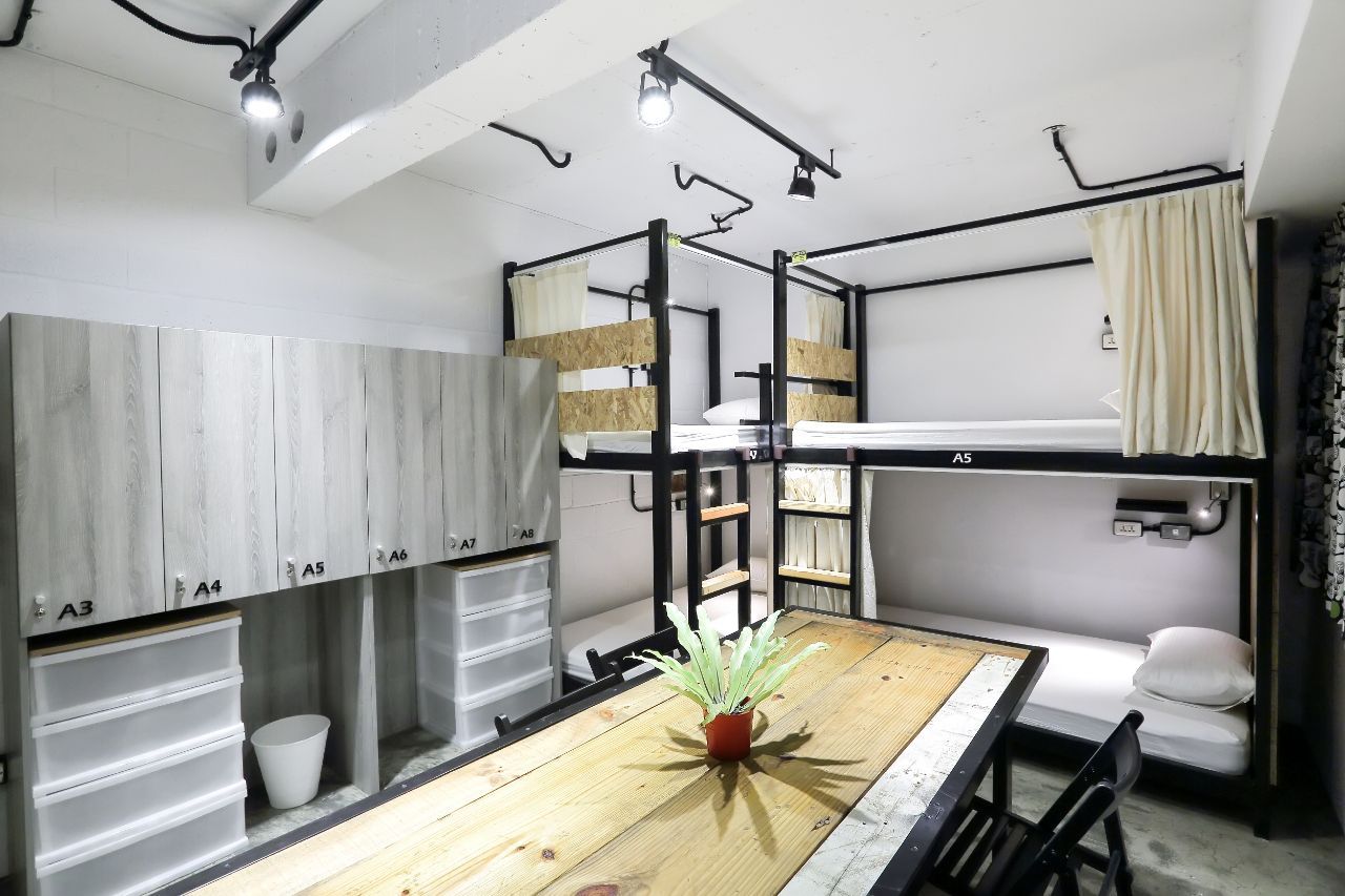  A - Bed In A 4-Bed Male Only Room  -  Austere & Minimalist Styled Apt. w/ Workspace  - Gallery -  6
