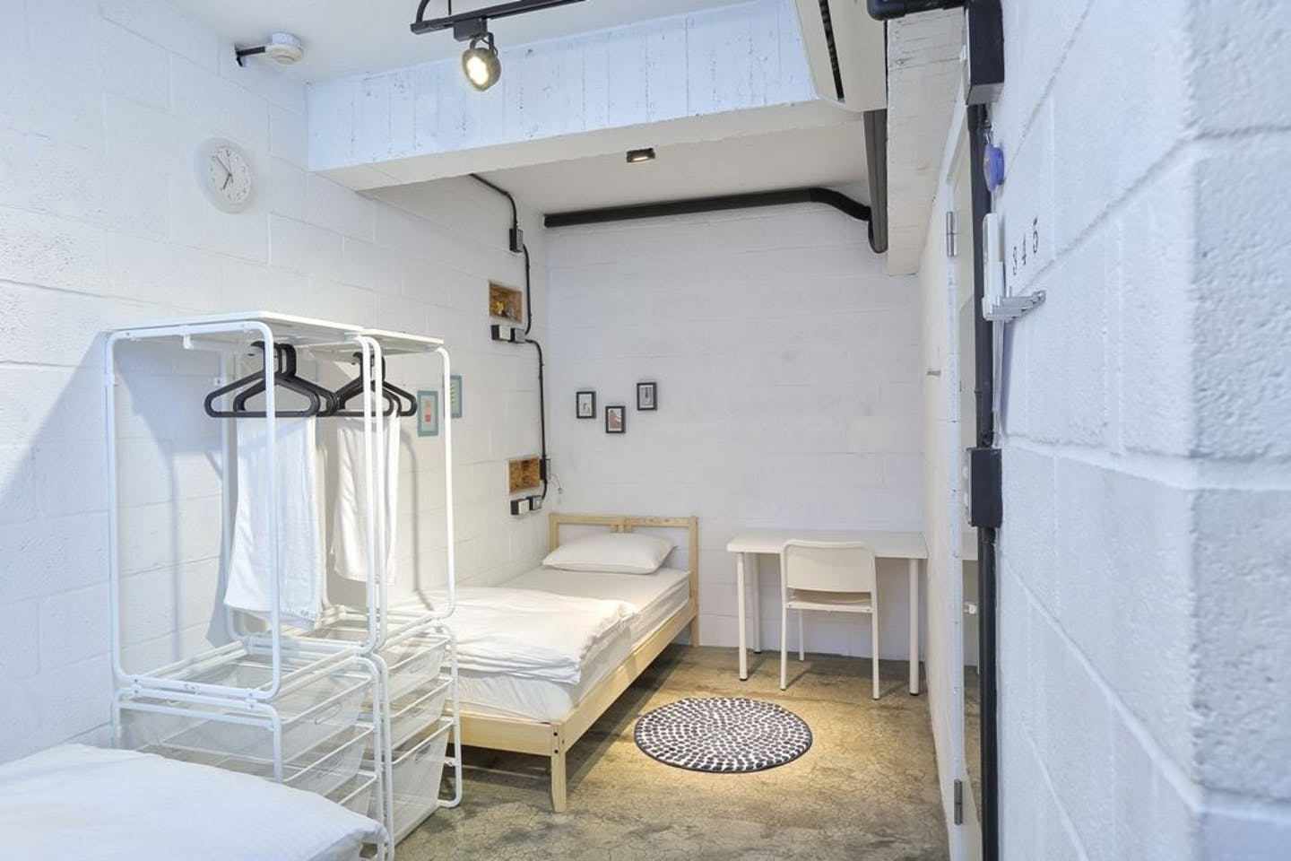  C- Bed In A 2-Bed Male Only Room  -  Austere & Minimalist Styled Apt. w/ Workspace  - Gallery -  5