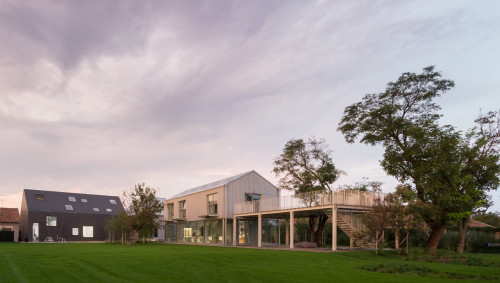 Charming Modern Rural Complex w/ Coworking + Gym + Lounge Areas