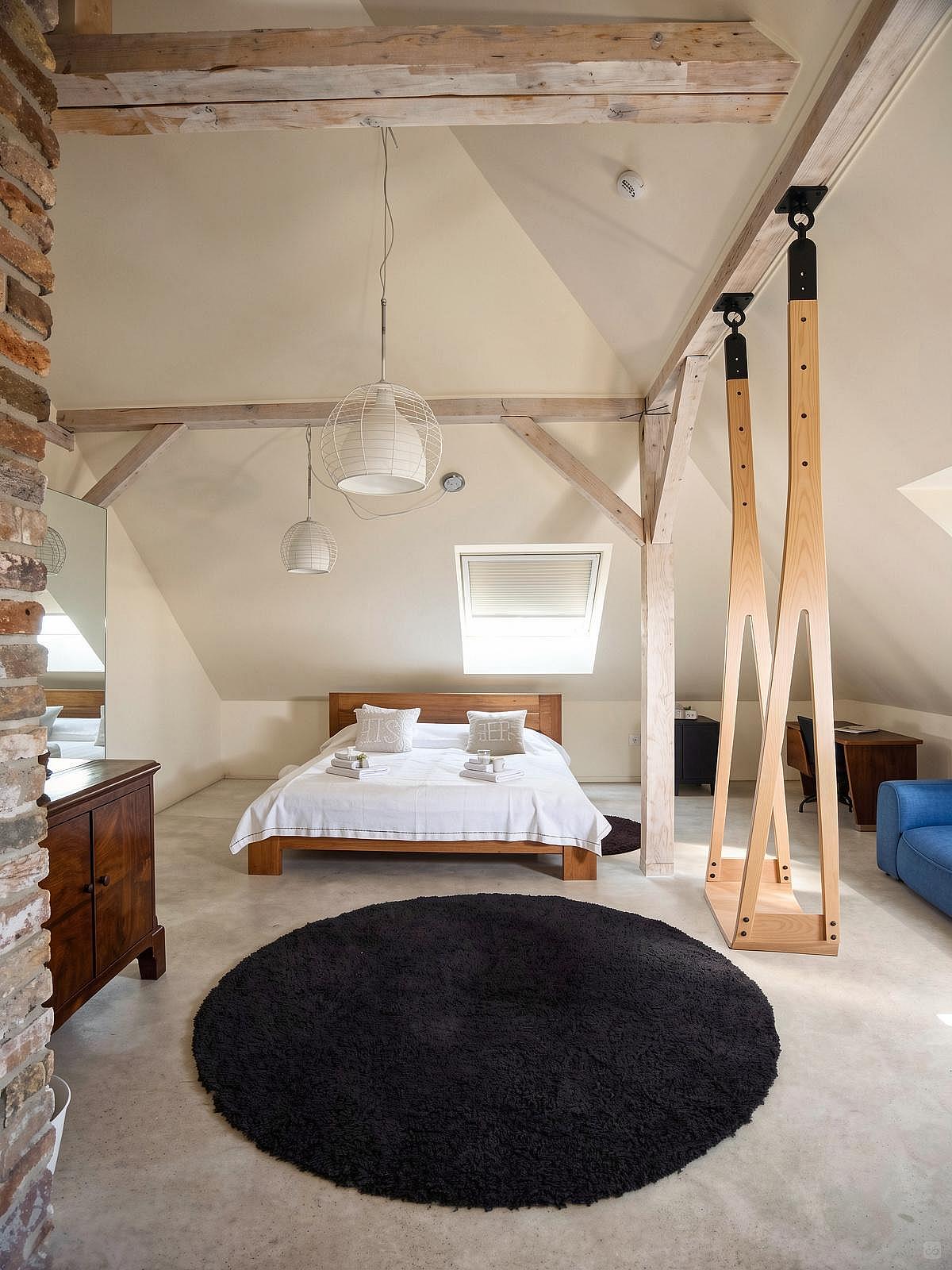  Single Comfort Room  -  Charming Modern Rural Complex w/ Coworking + Gym + Lounge Areas House  - Gallery -  24