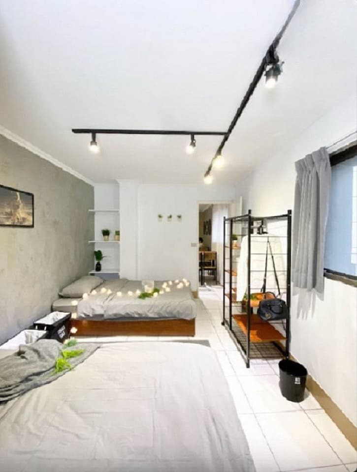 Bed In A 2-Bed Gender Separated Room - Comfortable Urban Apts w/ Workspace Home - Gallery - 38