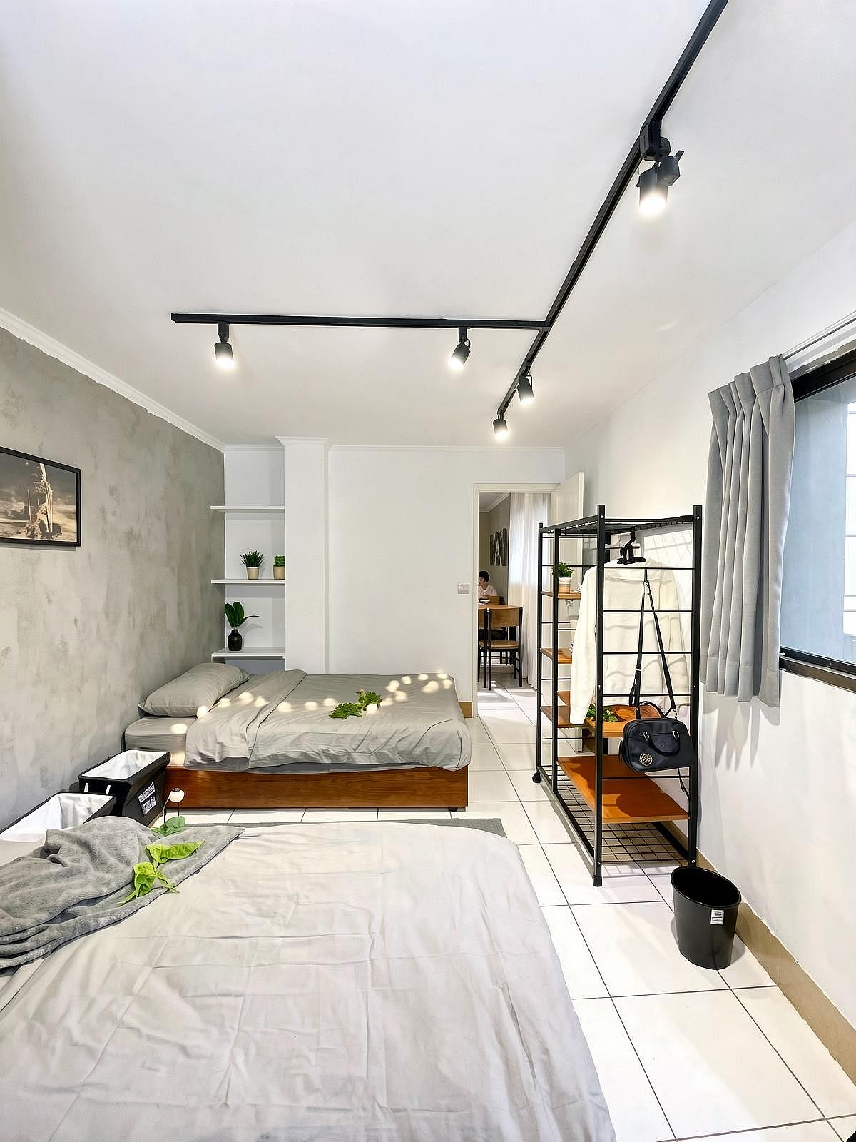 Bed In A 2-Bed Gender Separated Room - Comfortable Urban Apts w/ Workspace Home - Gallery - 43