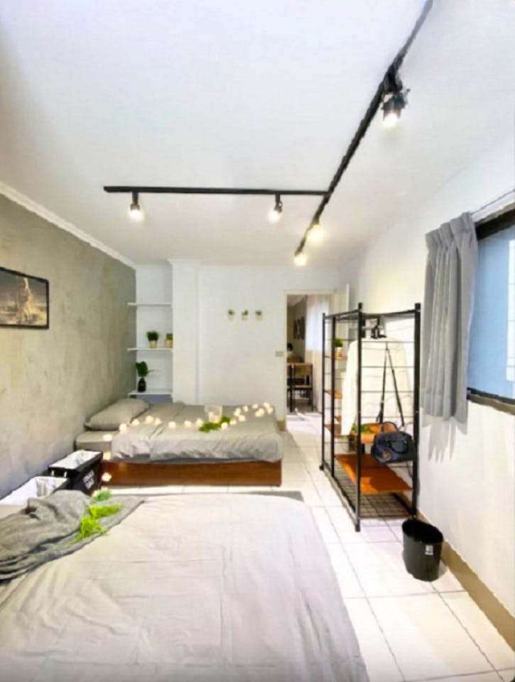 Bed In A 2-Bed Gender Separated Room - Comfortable Urban Apts w/ Workspace Home - Gallery - 23