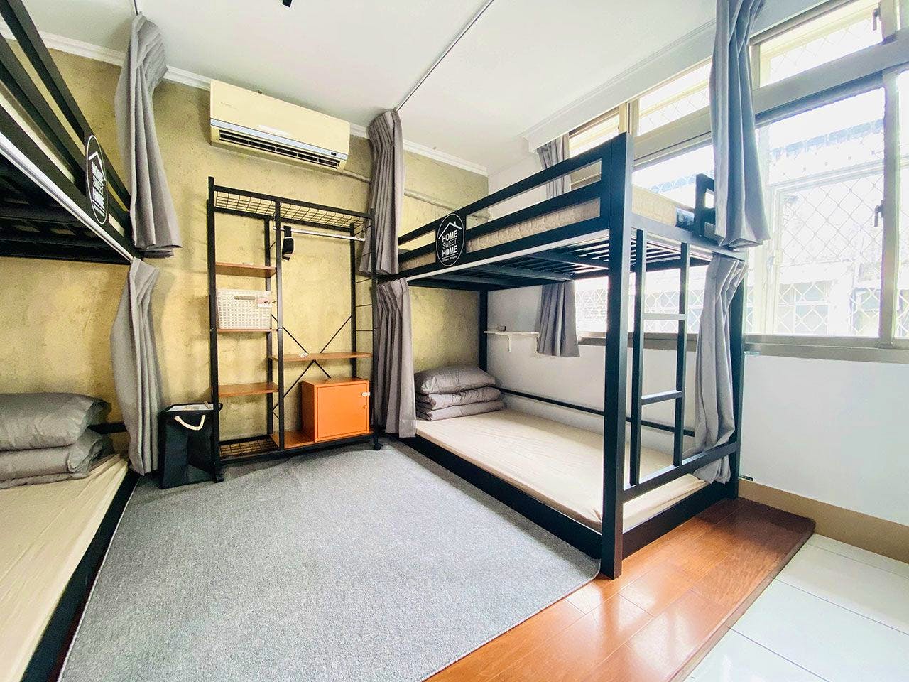 Bed In A 4-Bed Gender Separated Room - Comfortable Urban Apts w/ Workspace Home - Gallery - 17