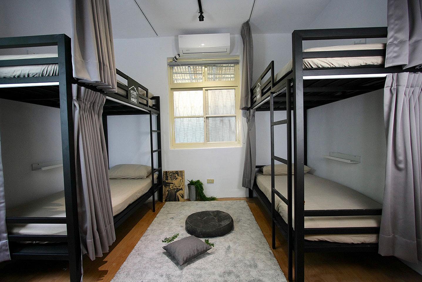  Bed In 4-Bed Room  -  Plain Modern Styled Apt. w/ Workspace Home  - Gallery -  38