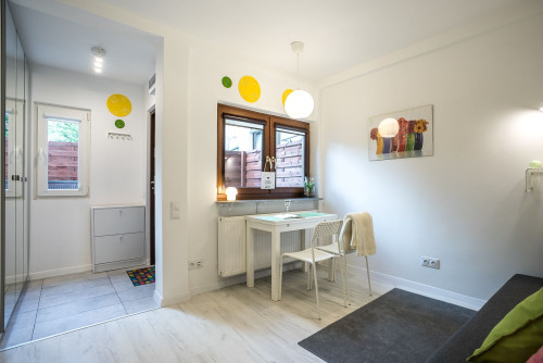 Studio apartment near Metro Wilanowska - Gallery - 10