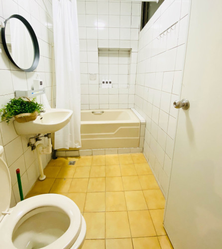 Austere Modern Styled Apt. w/ Workspace