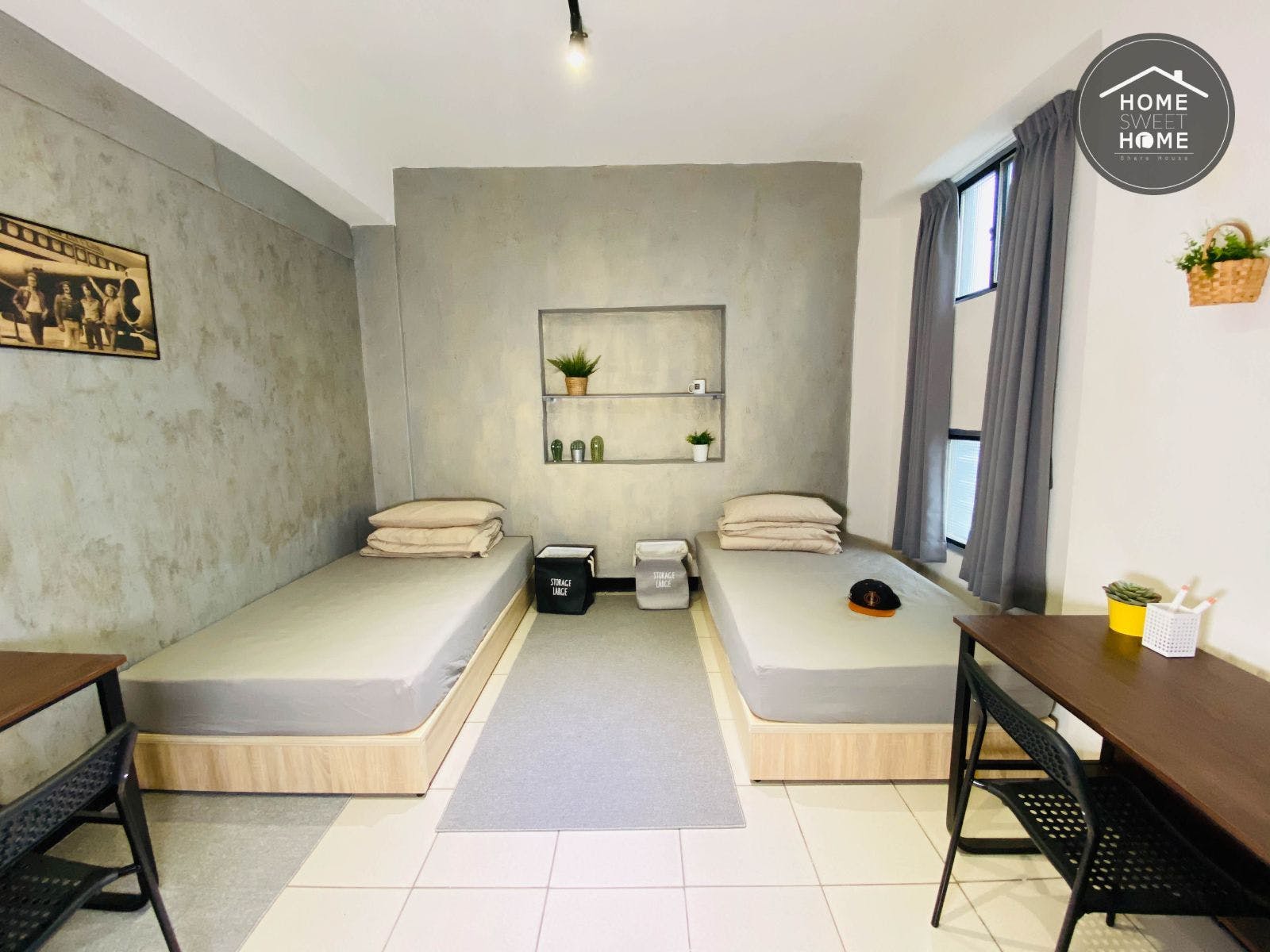  Bed In A 2-Bed Gender Separated Room  -  Austere Modern Styled Apt. w/ Workspace Home  - Gallery -  5
