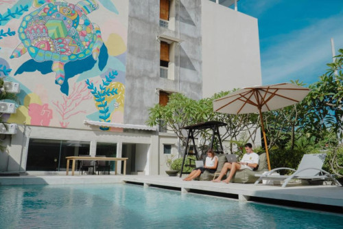 Modern Tropical Styled Complex w/ Coworking + Pool