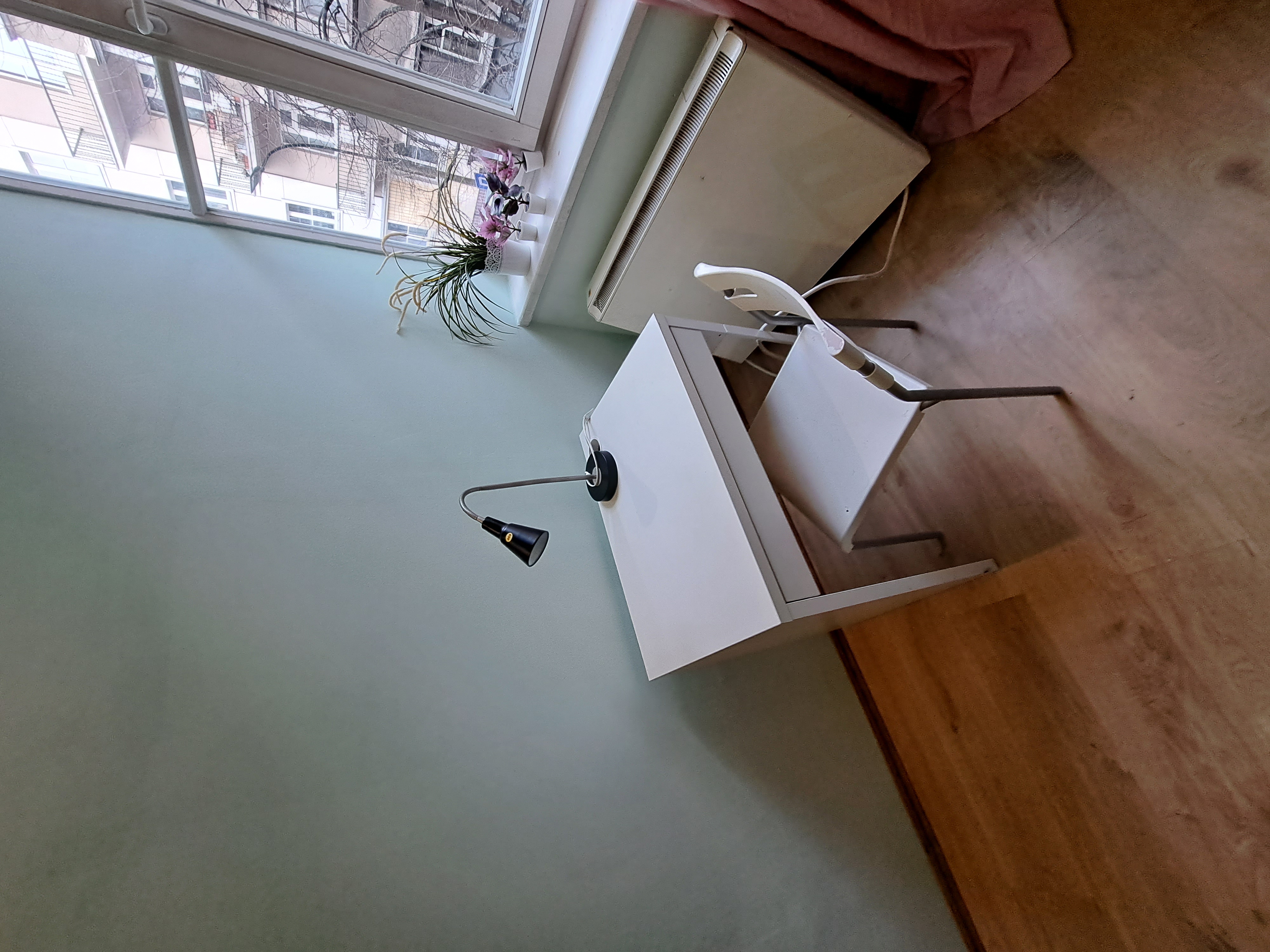 Room In The Center - 4