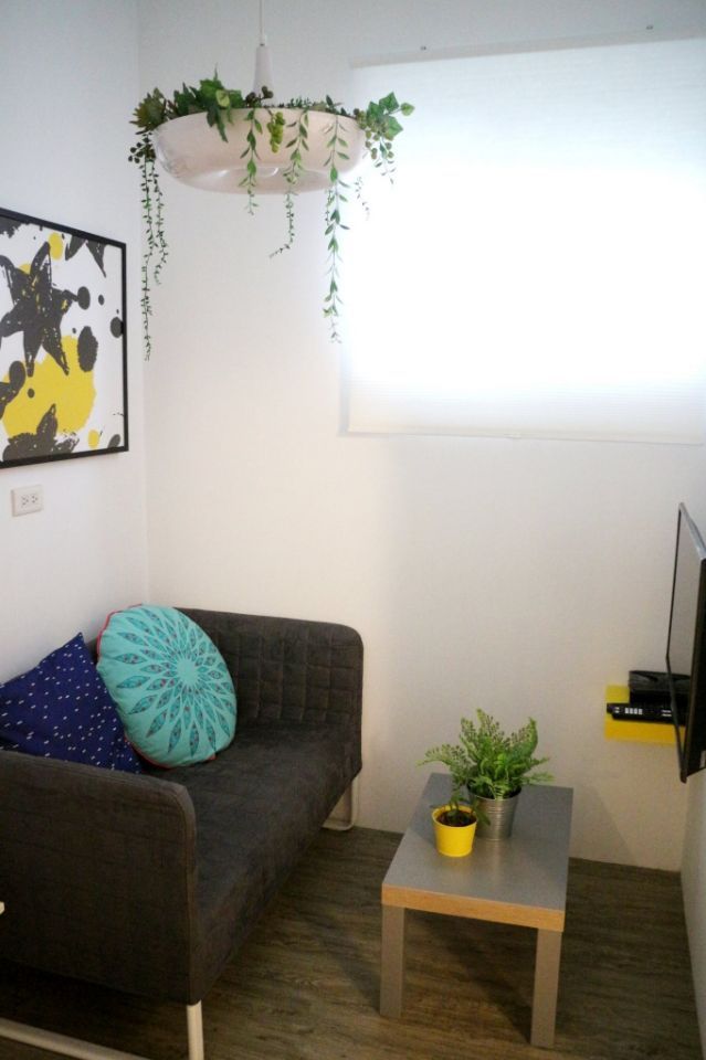 A - Suite - Colorful Vintage Style Apt. w/ Workspace + Rooftop Deck - Gallery - 18