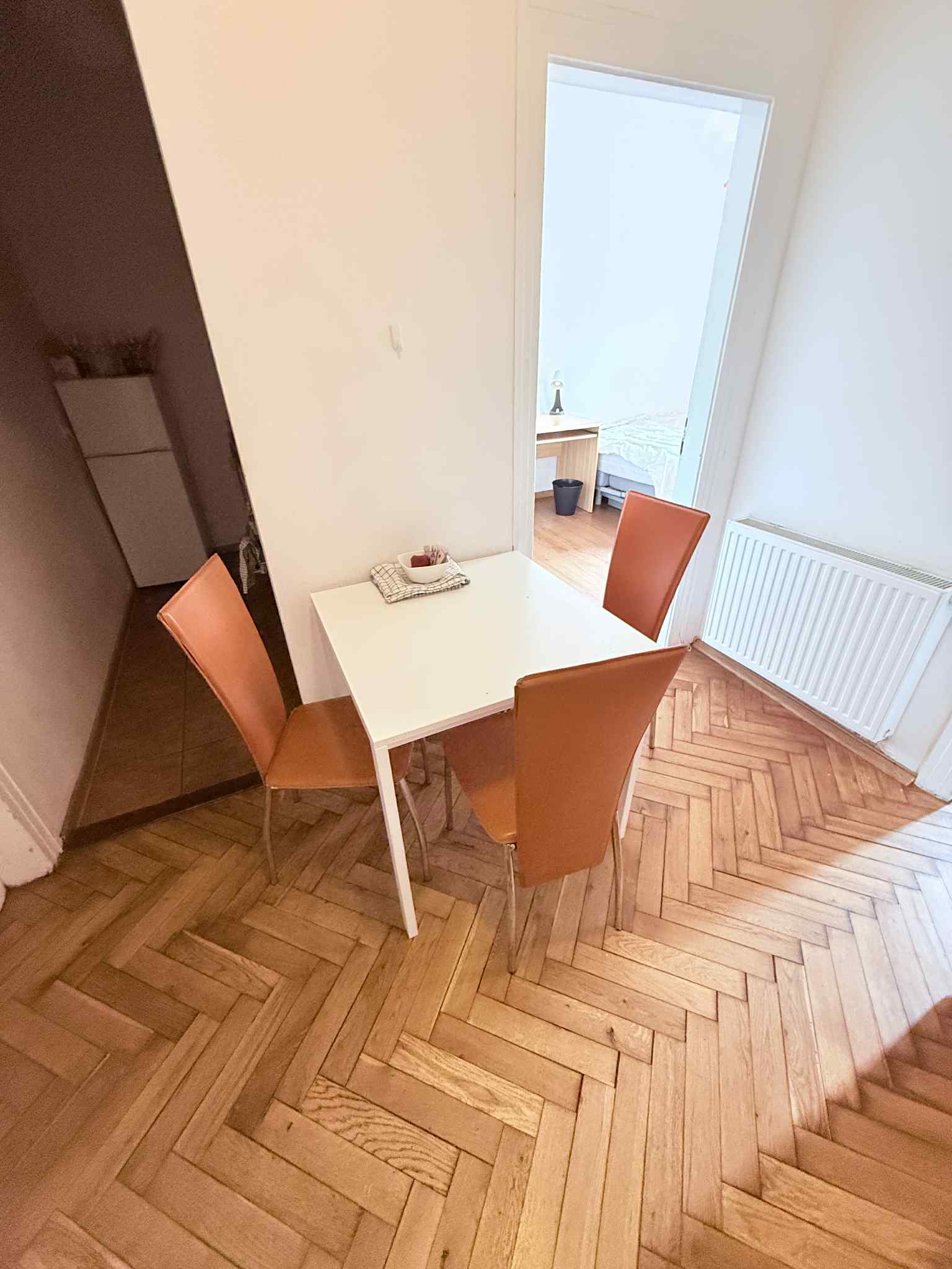Room With A Balcony In Jewish Quart - 1