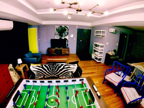 Generous Modern Apt. w/ Workspace