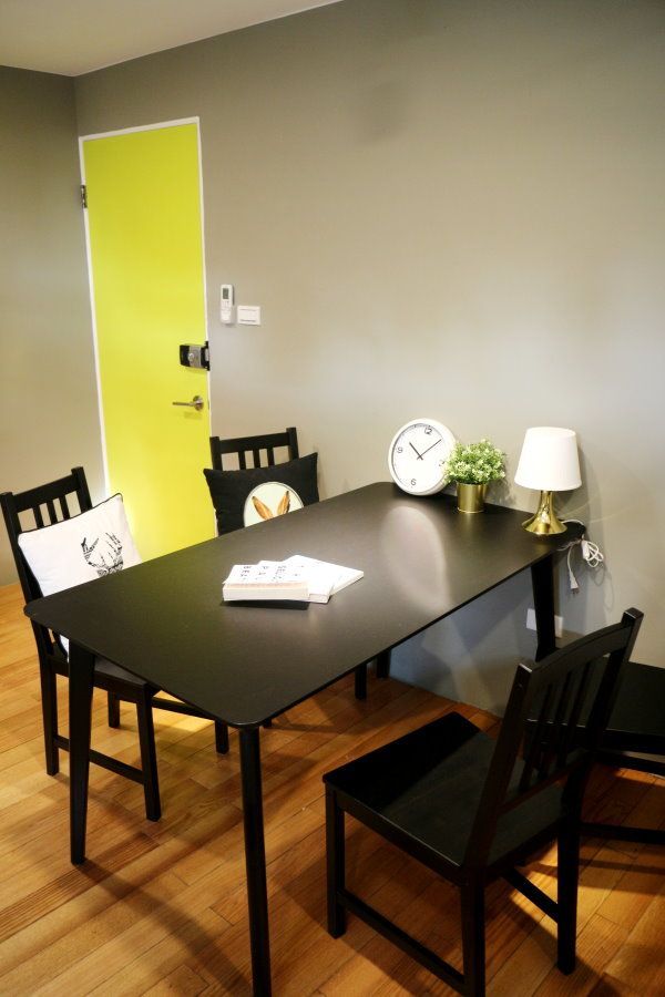 A - Bed In A 2-Bed Share Room - Generous Modern Apt. w/ Workspace - Gallery - 25