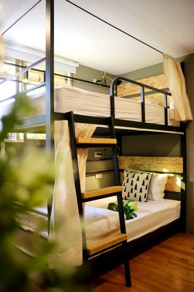 A - Bed In A 2-Bed Share Room - Generous Modern Apt. w/ Workspace - Gallery - 20