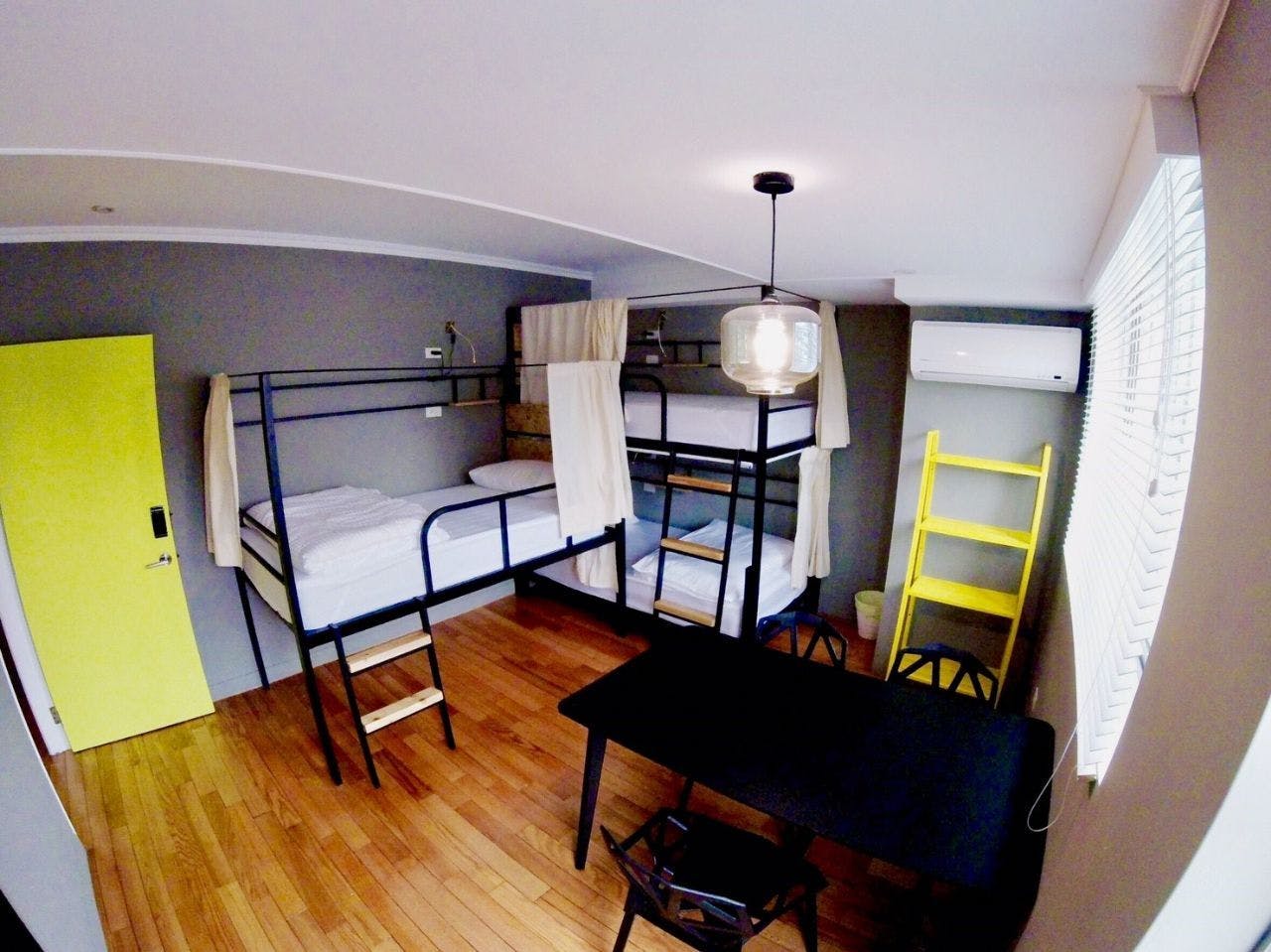 D - Bed In A 3-Bed Male Only Room - Generous Modern Apt. w/ Workspace - Gallery - 6
