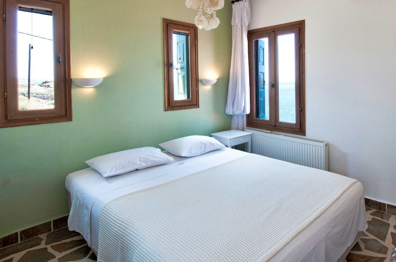 Private Room - Generous Modern Villa Overlooked The Sea w/ Coworking + Pool House - Gallery - 7