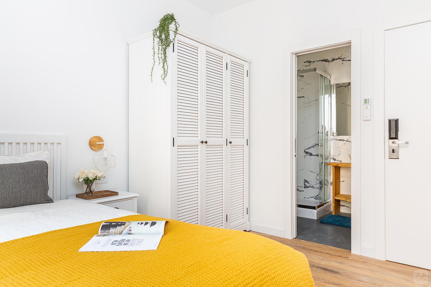 Double Room With Balcony - Gorgeous apartment near Sagrada Familia Collective - Gallery - 21