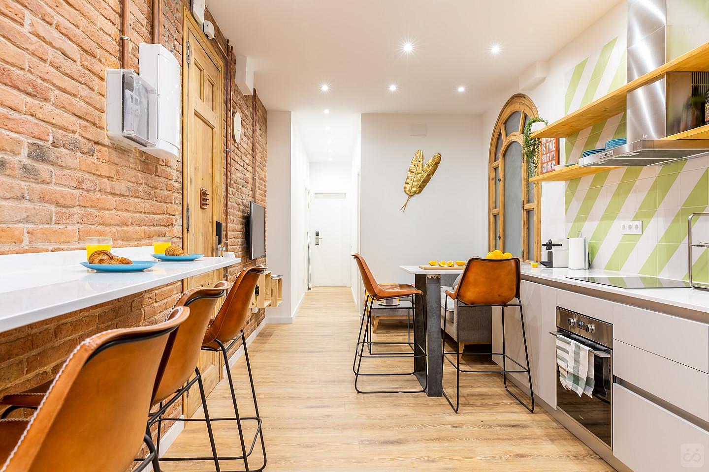 Double Room With Balcony - Gorgeous apartment near Sagrada Familia Collective - Gallery - 27