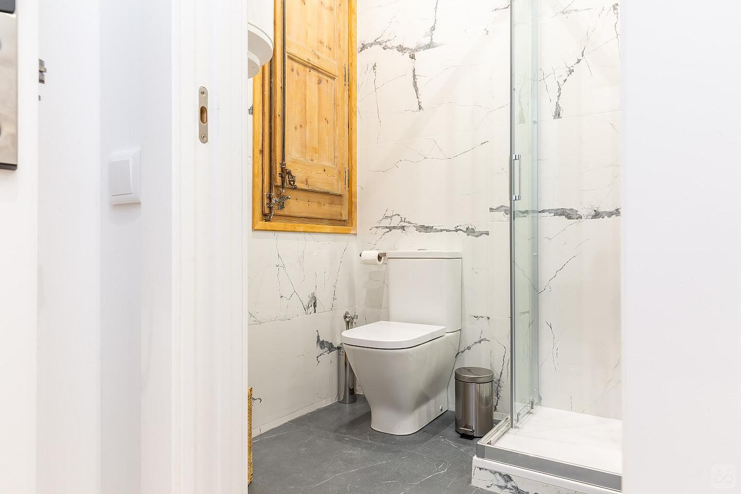 Double Room With Balcony - Gorgeous apartment near Sagrada Familia Collective - Gallery - 2