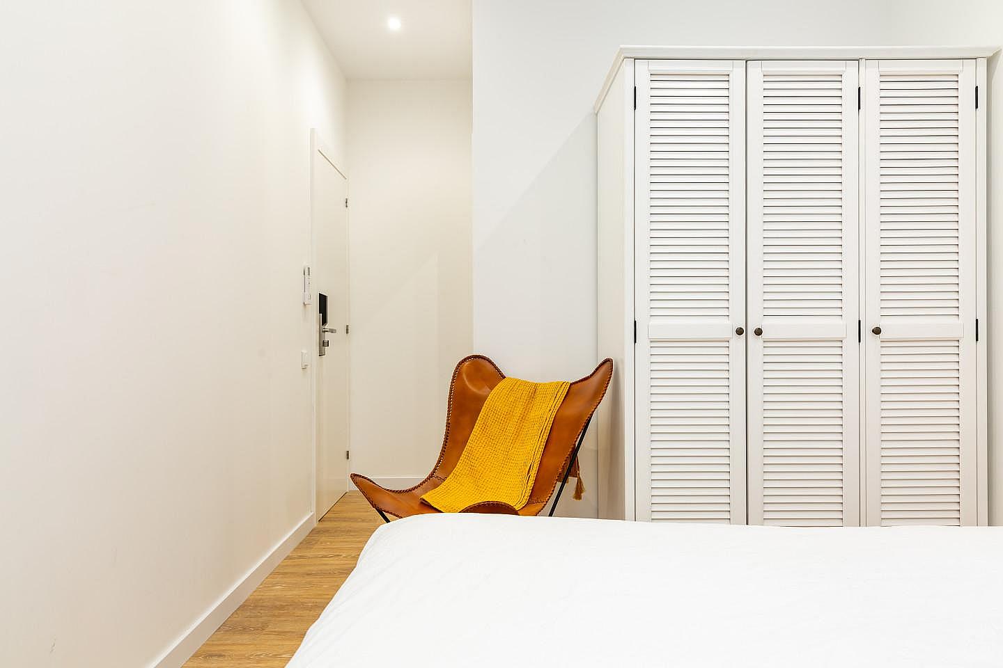 Double Room With Balcony - Gorgeous apartment near Sagrada Familia Collective - Gallery - 6