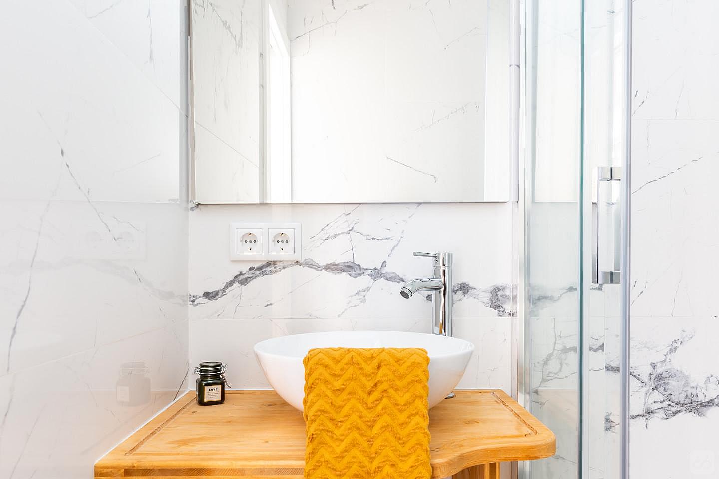 Full Room With Shared Terrace - Gorgeous apartment near Sagrada Familia Collective - Gallery - 23