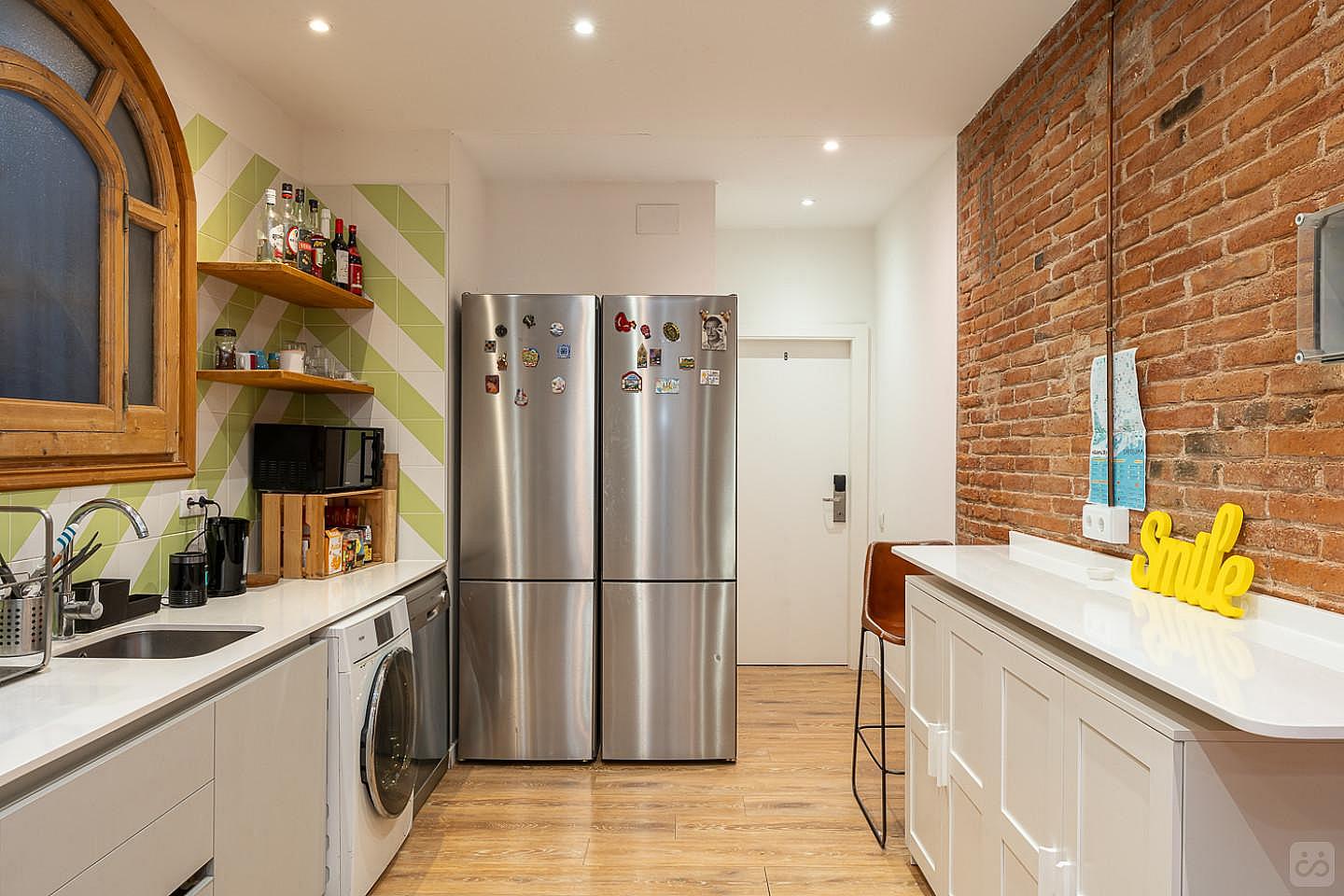 Full Room With Shared Bathroom - Gorgeous apartment near Sagrada Familia Collective - Gallery - 7