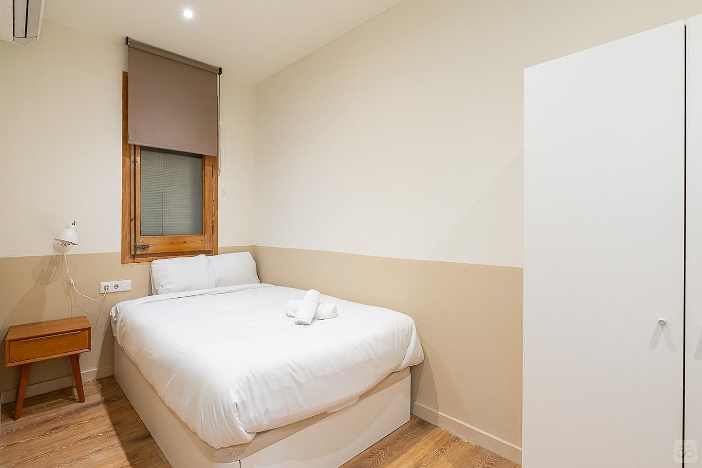 Full Room With Shared Bathroom - Gorgeous apartment near Sagrada Familia Collective - Gallery - 16