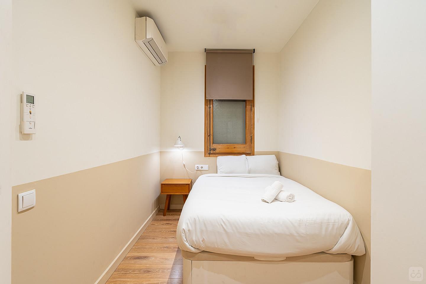 Full Room With Shared Bathroom - Gorgeous apartment near Sagrada Familia Collective - Gallery - 17