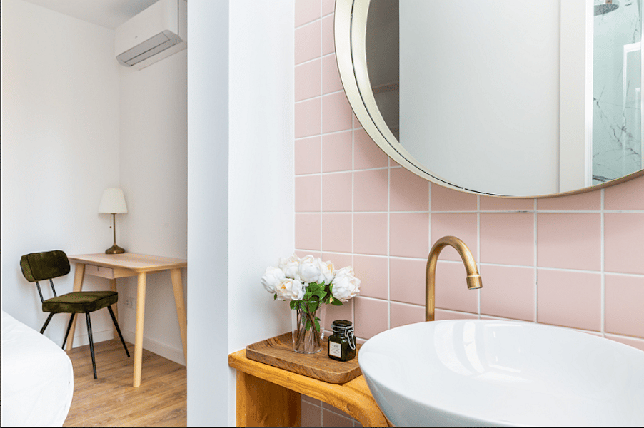 Large Bedroom - Gorgeous apartment near Sagrada Familia Collective - Gallery - 28