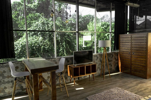 Exotic Jungle Villa w/ Coworking + Rooftop Deck