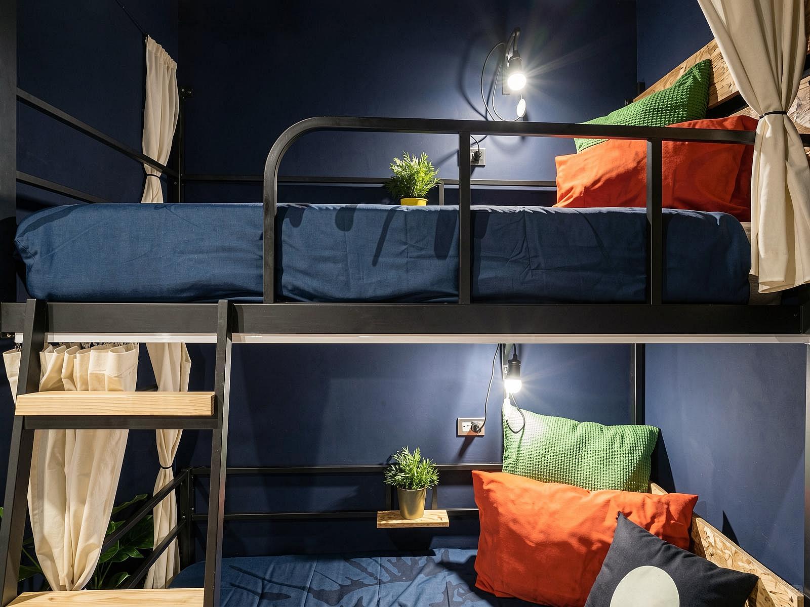 Room D - Bed In A 2-Bed Male Only Room - 3