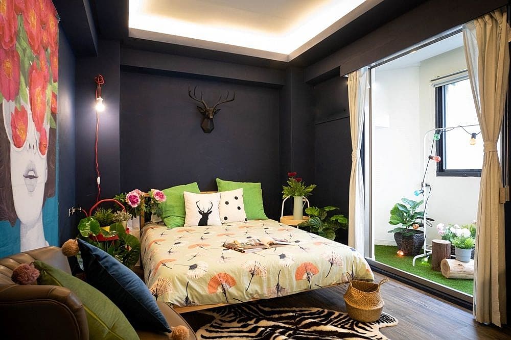Bed In A 2-Bed Mixed Gender Room - Trendy Urban Style Apt. w/ Workspace - Gallery - 17